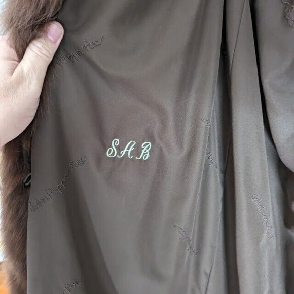 Women's Vintage John Pappas Brown Mink Fur Coat with Fox Trim Size Large - Picture 4 of 8